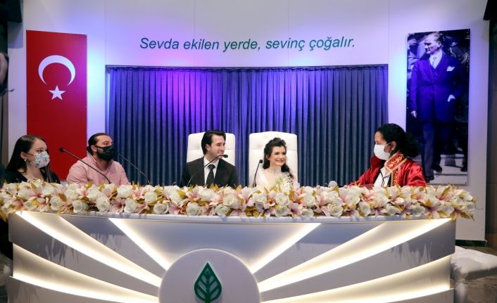 Çankaya Belediyesi bir ayda 600 çiftin nikahını kıydı