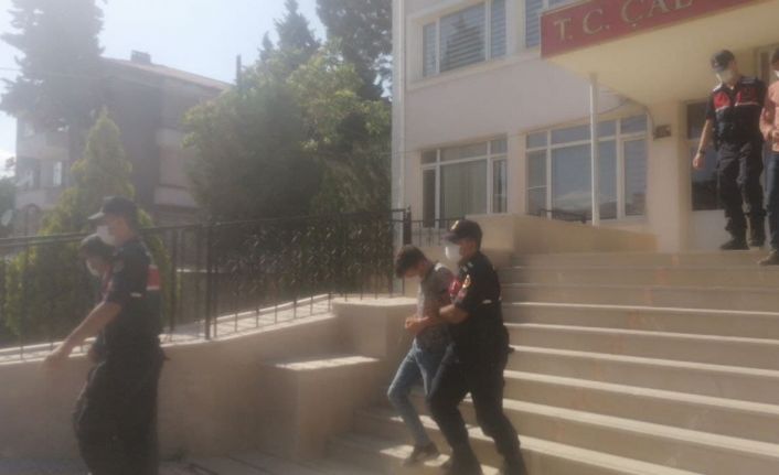 Çiftçinin samanına göz diken 3 hırsız tutuklandı