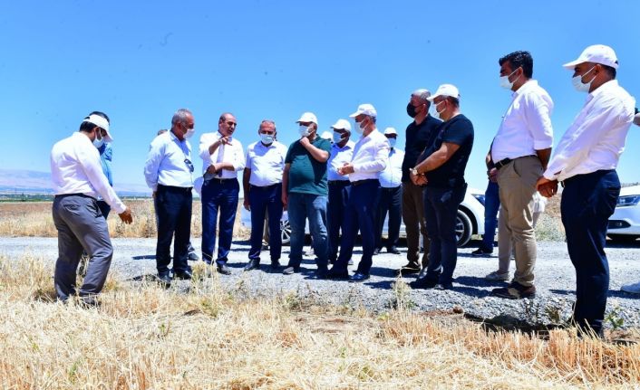 Çınar, tarımsal üretim sahasındaki faaliyetleri inceledi