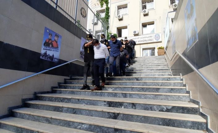 Çinli iş adamına gasp dehşeti: İş adamının üzerindeki 4 külçe altını çaldılar