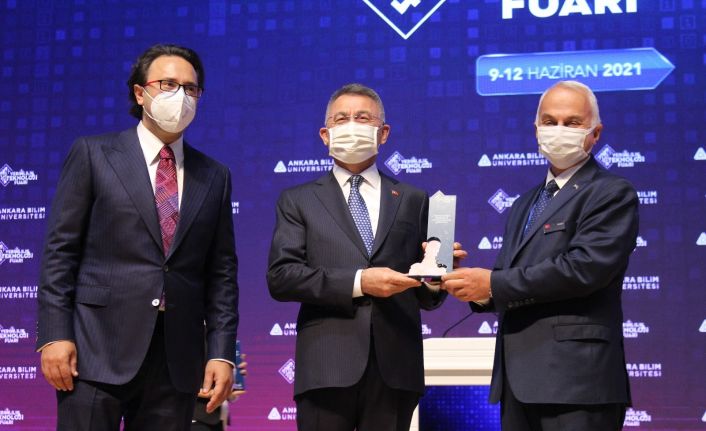 Cumhurbaşkanı Yardımcısı Oktay: “Uçan araçlara geldiğimizde artık dünya liderliğine oynayacak bir Türkiye göreceksiniz”