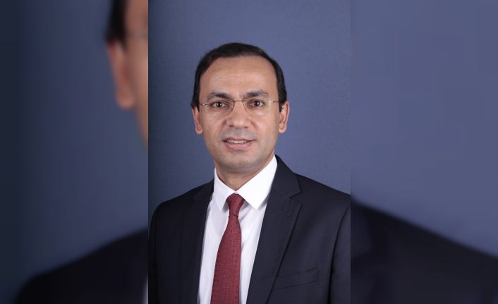 Doç. Dr. Yavuz Selim Yıldırım, "Pandemide maskeye rağmen burun estetiği arttı"