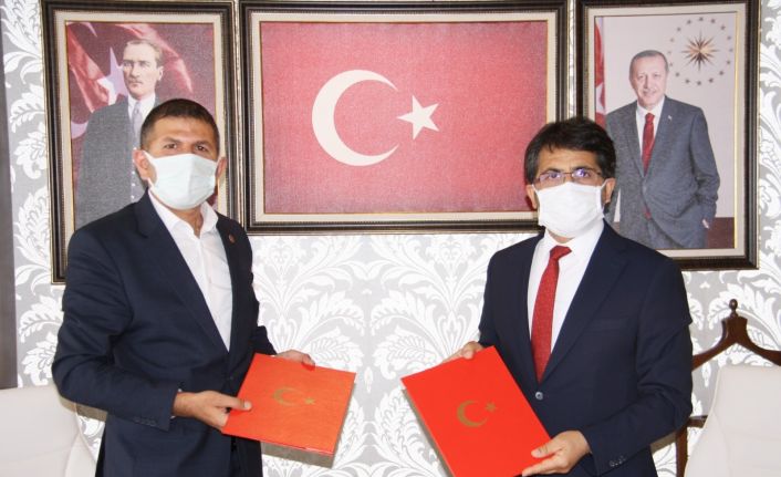 DÜ ve eğitimciler birliği sendikası arasında iş birliği protokolü