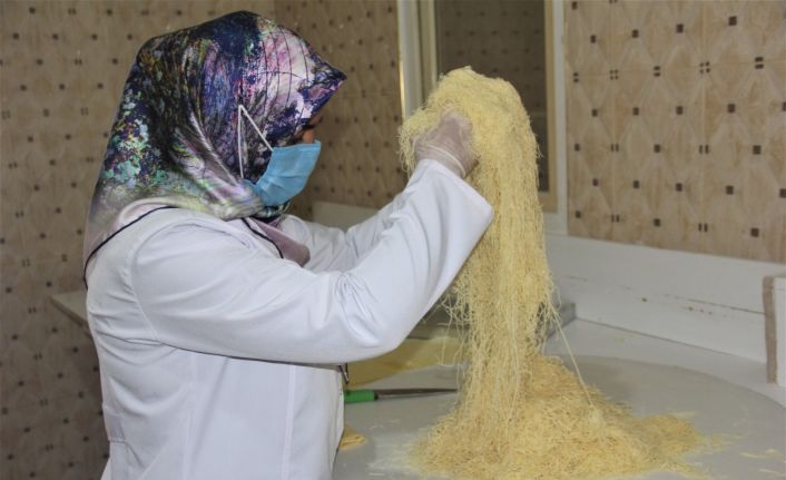 Erzincan’ın yöresel tatlılarından kesme kadayıf, Coğrafi İşaret Tescil Belgesi aldı