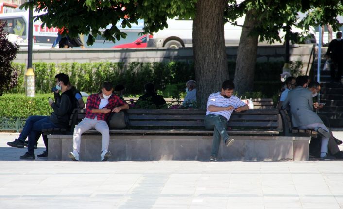 Erzurum’da kavurucu sıcaklar etkili oluyor