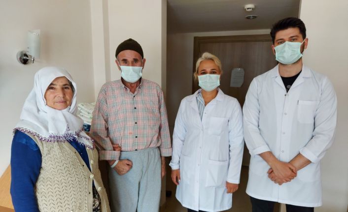 Felçli hasta artık yürüyebiliyor