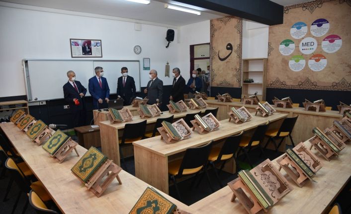 Genel Müdür Yılmaz, Denizli’nin imam hatip okularını yeninde inceledi