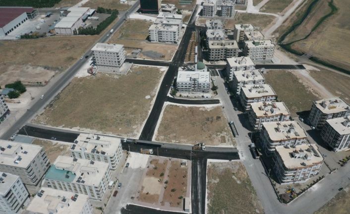 Haliliye Belediyesi’nden kırsal ve merkezde asfalt atağı