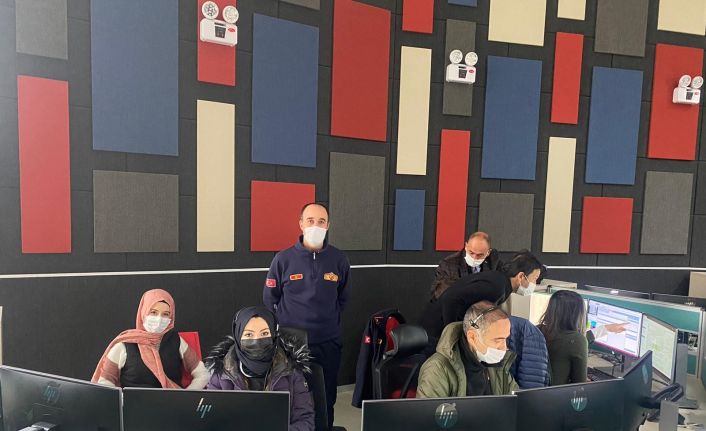 İtfaiye Müdürlüğü 112 Acil Çağrı Merkezinde hizmetine devam ediyor