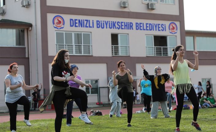 Kadınlara özel sabah akşam açık hava sporlar başladı