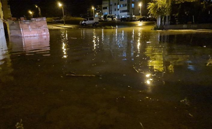Karabük’te metrekareye 20 kg yağış düştü, ev ve bahçeleri su bastı