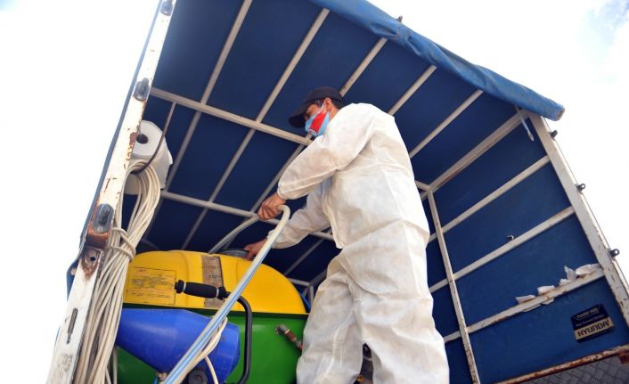 Kemer’de dezenfekte çalışmalarına ara verilmiyor