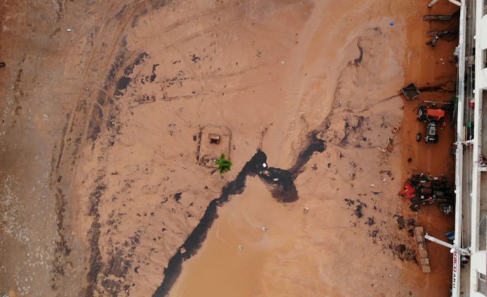 Kırıkkale’de sel felaketi: Çok sayıda ev ve iş yeri hasar gördü