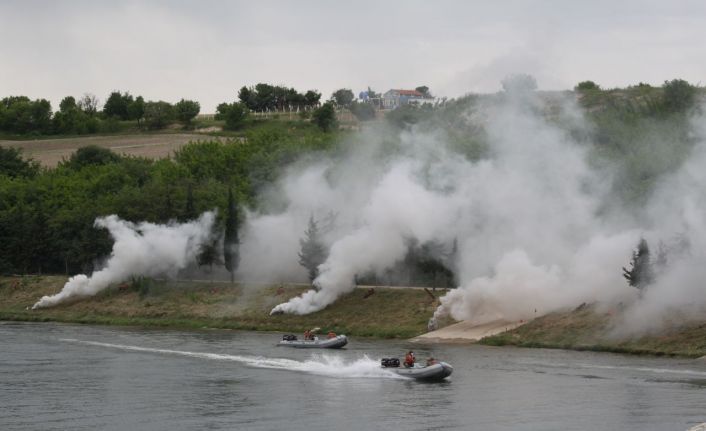 Kırklareli’ndeki 5’inci Kolordu İstihkam Alayı Komutanlığınca eğitim düzenlendi