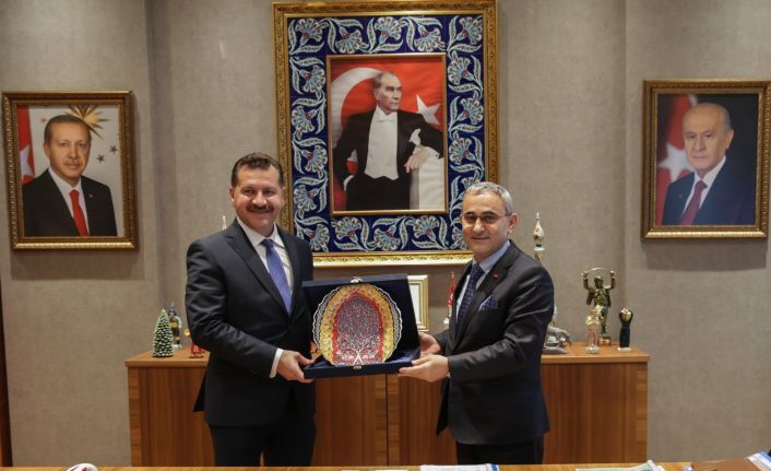"Komşu iki şehir Balıkesir ve Kütahya arasındaki bağlar daha da güçlenmeli"
