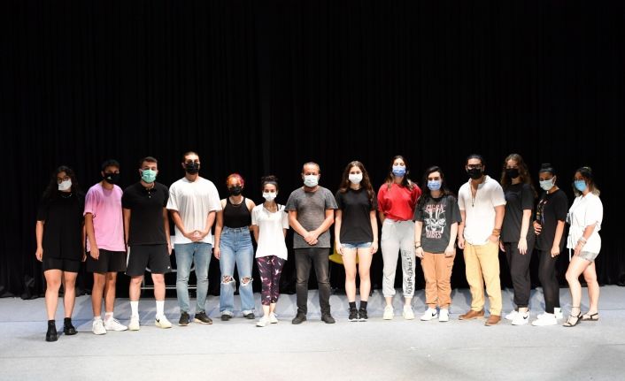 Konyaaltı’nda tiyatro oyunculuğu eğitimleri