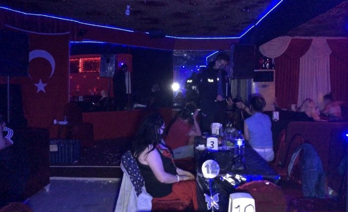 Konya’da 5. kez mühürlenen eğlence merkezindeki 27 kişiye ceza