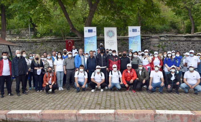 Koramaz Vadisi’nde çevre temizliği yapıldı