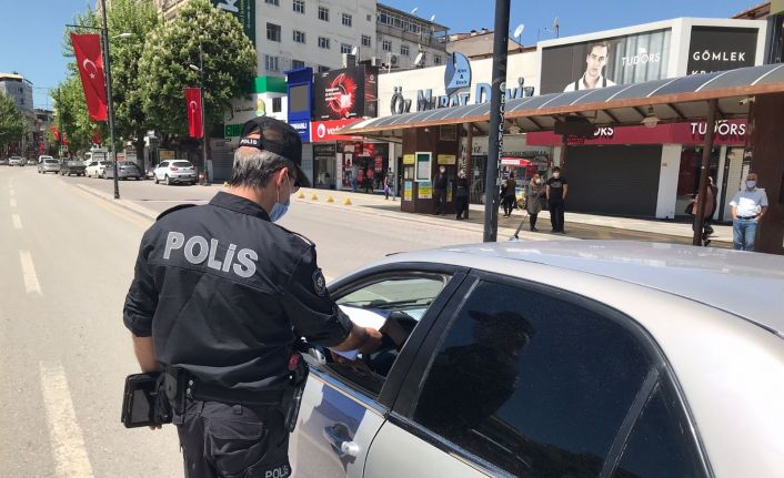 Malatya’da kısıtlamayı ihlal eden 22 kişiye 19 bin 800 lira ceza