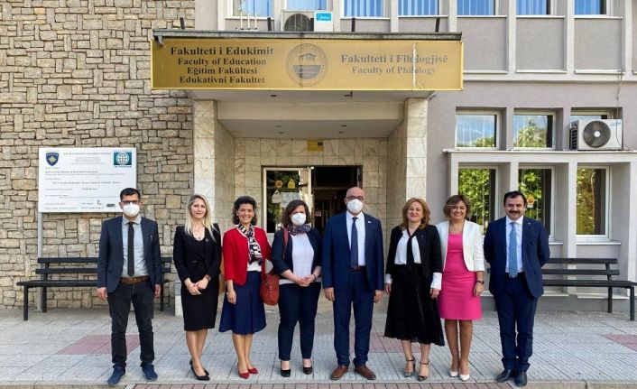 Manisa CBÜ Rektörü Prof. Dr. Ataç Kosova ve Bulgaristan’da temaslarda bulundu