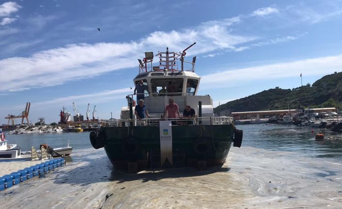 Marmara’da müsilaj temizleme çalışmaları devam ediyor