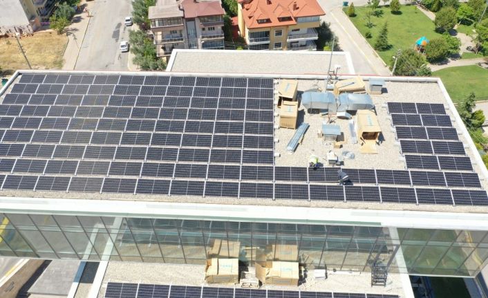 Merkezefendi Belediyesi güneş enerjisiyle kendi elektriğini üretmeye başlıyor
