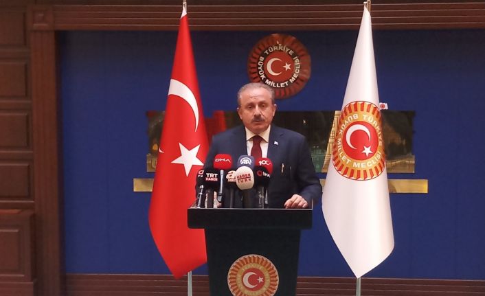 Mustafa Şentop: "10 bin dolar alan siyasetçiyi bilen ben değilim, açıklayacak olan da ben değilim"