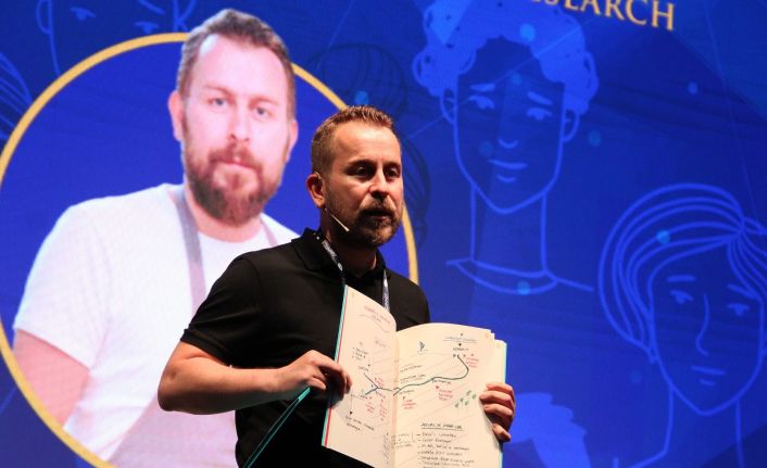 Ömür Akkor’un, yeni hedefi 40 bin yıllık bir yemek yolculuğu