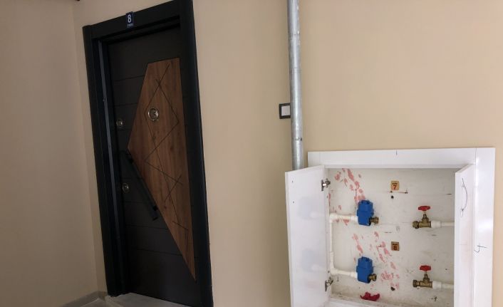 Oturuma hazır binadan 12 su sayacı ve 21 çeşme bataryası çalındı