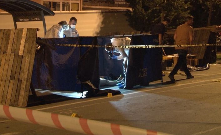 (ÖZEL) Bağcılar’da ailesiyle parkta oturan şahıs, tartıştığı iki kişiye kurşun yağdırdı:1 ölü, 1 yaralı