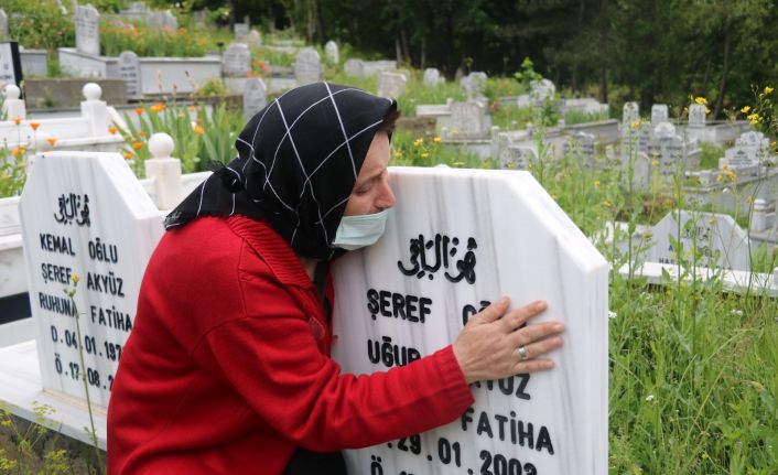 (Özel) Bu acıya yürek dayanmaz: Bir mezarda eşi, bir mezarda oğlu