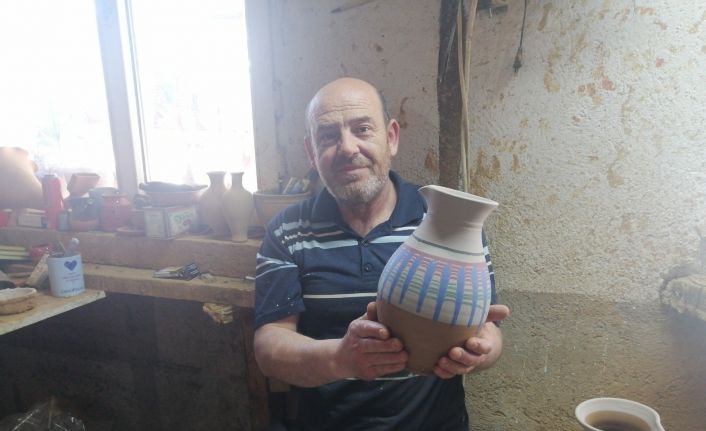 (ÖZEL) Çömlekçilik sanatı marifetli ustaların elleri ile artık renkleniyor