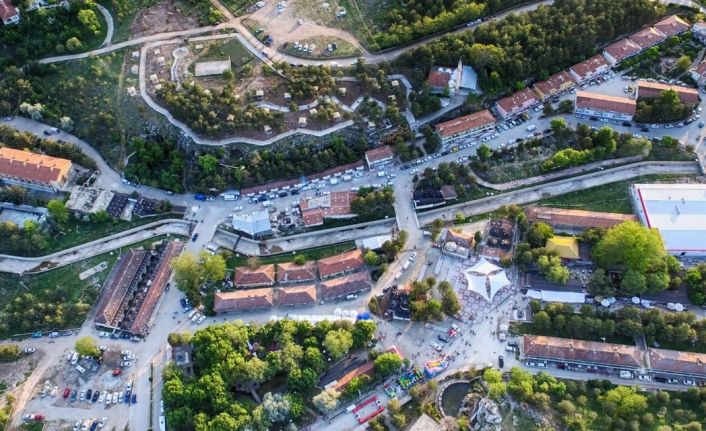 (ÖZEL) Dertlerden kurtaran ‘Salut’ yani Hüdai Kaplıcaları tarih boyunca şifa merkezi oldu