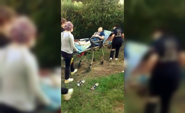 Parkta oynarken nefesi kesilen 11 yaşındaki çocuğun yardımına sağlık ekipleri yetişti