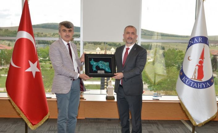 Rektör Savaşan’dan Rektör Uysal’a ziyaret