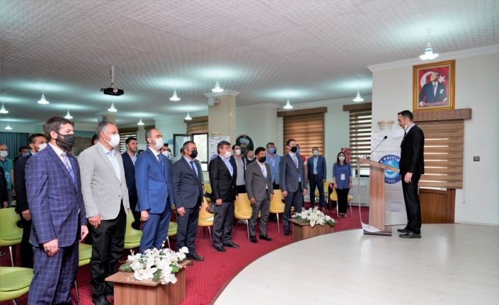 Rektör Türkmen, spor çalıştayına katıldı