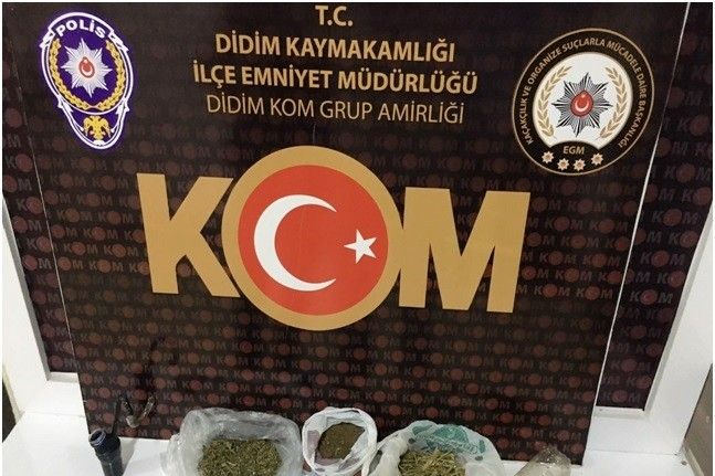 Sakız kutusuna uyuşturucu saklamış