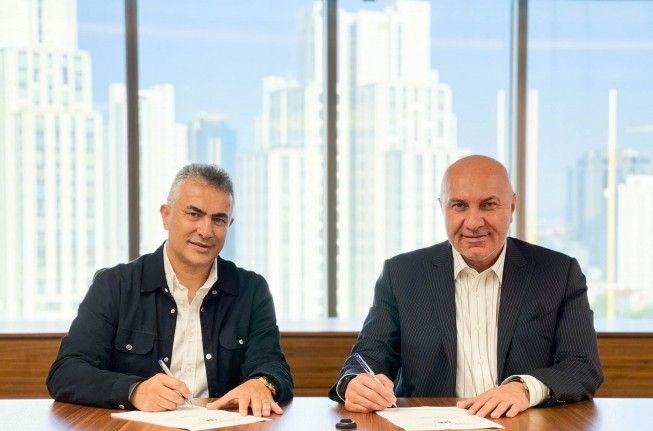 Samsunspor, teknik direktör Mehmet Altıparmak ile sözleşme imzaladı