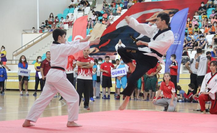 Sinop’ta bu yaz 20 branşta 8 bin genç sporla buluşacak