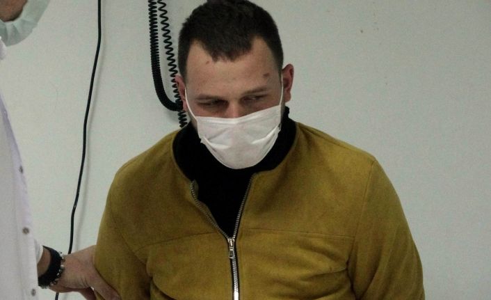 Sokak ortasında kızının gözleri önünde eski eşini darp eden kocaya 10 yıl 4 ay hapis