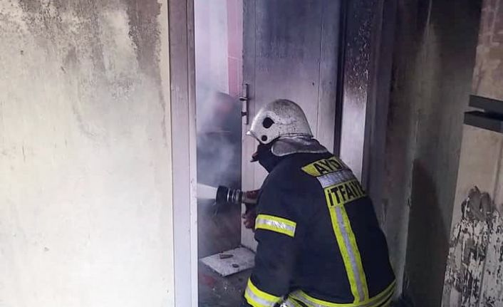 Söke’deki yangında ev kül oldu