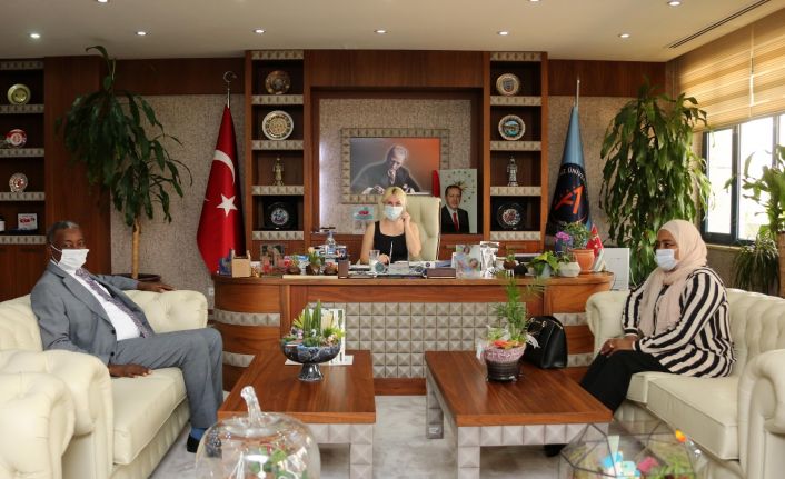 Sudan Hartum Üniversitesi ile Akdeniz Üniversitesi arasında iş birliği geliştirme çalışmaları