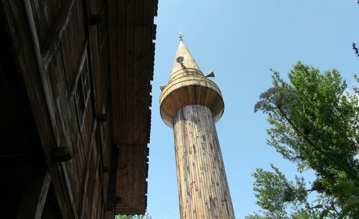 Tarihi cami minaresine 171 yıl sonra kavuştu