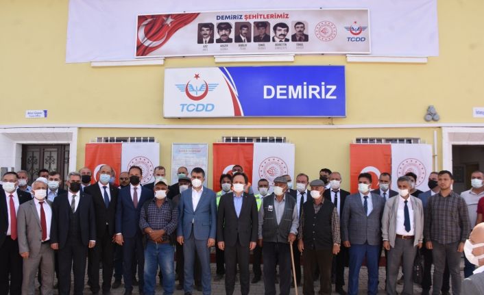 Terör örgütü PKK’nın şehit ettiği 6 TCDD personeli ile 2 sivil vatandaş anıldı