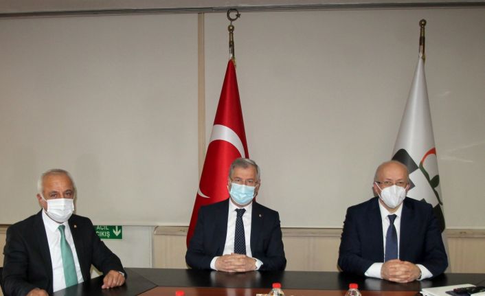 Uçarmak: "Sektörlerin sorunlarının çözümüne ilişkin yasal düzenlemeler yapıyoruz"