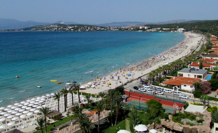 Ünlü tatil merkezi Çeşme’de bütün oteller hizmet vermeye hazır