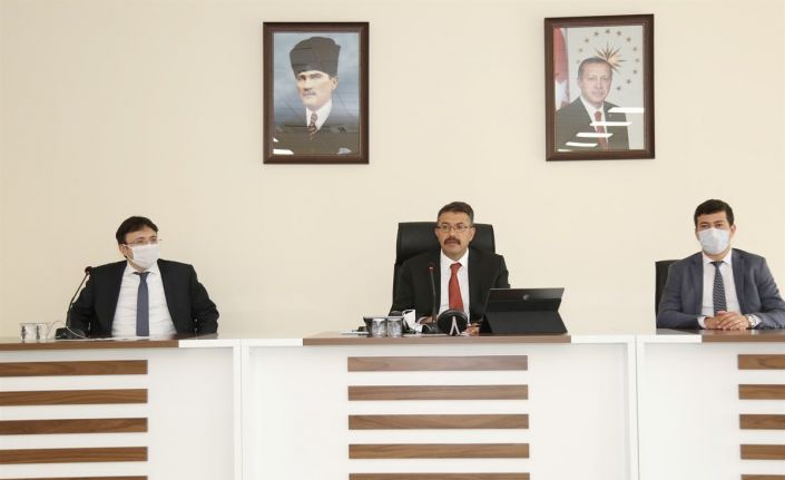Vali Ali Çelik: "Geleceğe temiz su kaynakları bırakmak en büyük görevimiz"
