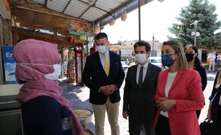 Vali Becel Ürgüp’te esnafları ziyaret etti