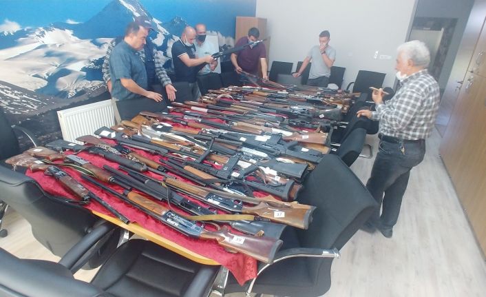 Yasa dışı av yapan avcıların tüfekleri satışa çıkarılıyor