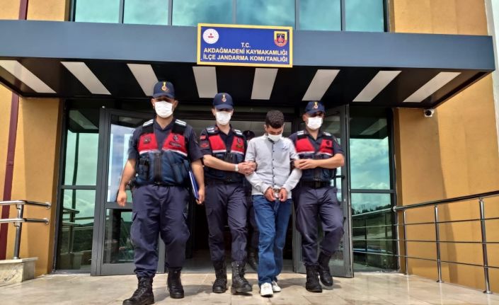 Yaşlı adamı dolandıran sahte savcı jandarma tarafından yakalandı